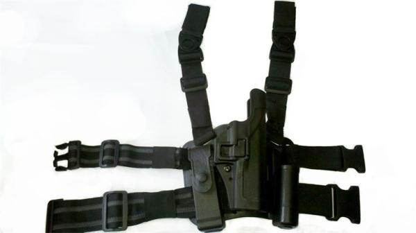 Black Plastic P226 holster/tactical holster/leg holster for police