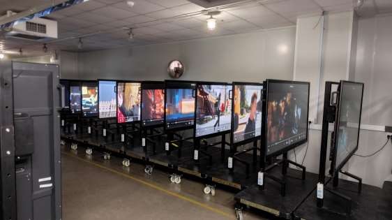 Iraq in Stock Cheap LCD LED Interactive White Board  Digital Monitor  Interactive Flat Panel Interactive Smart Board