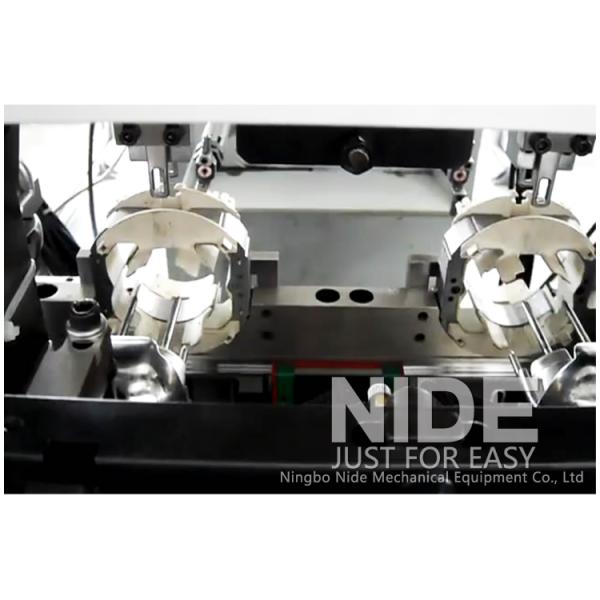 Máquina de bobina automática llena del estator con la estación de trabajo dos dos postes