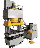 Individu gravant en refief de alimentation automatique de machine de porte en acier puissance déterminée formant la presse hydraulique