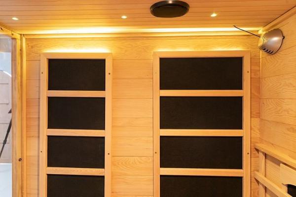 2-In-1 Combined Infrared Indoor Home 3 Person Steam Sauna Wooden