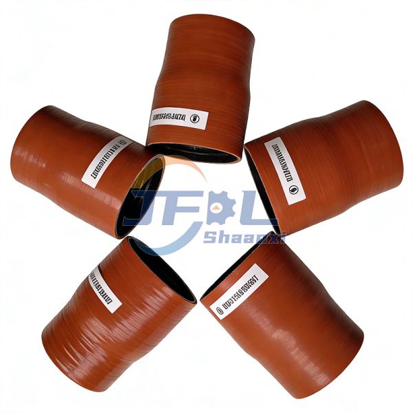 Truck Engine Cooling System Component DZ97259535907 Silicone Hose for SHAC X5000 M5000