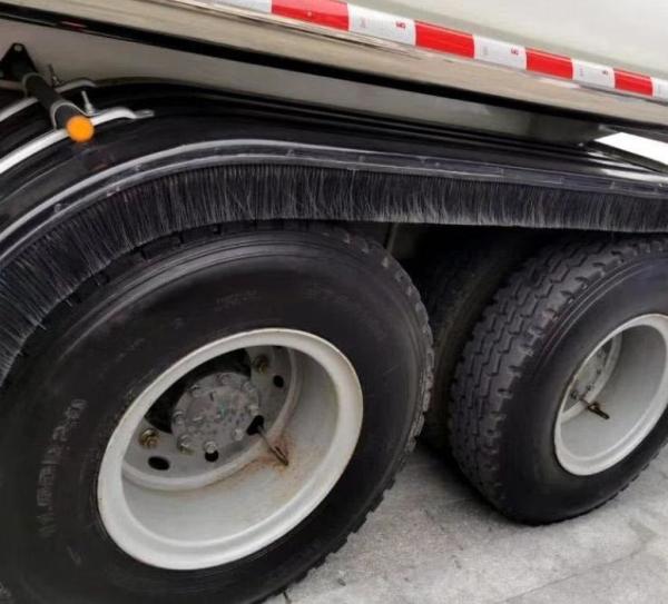 トレーラーの自動車またはトラックの風防ガラスそしてフェンダーの防水霧のストリップのブラシの反しぶきのブラシ