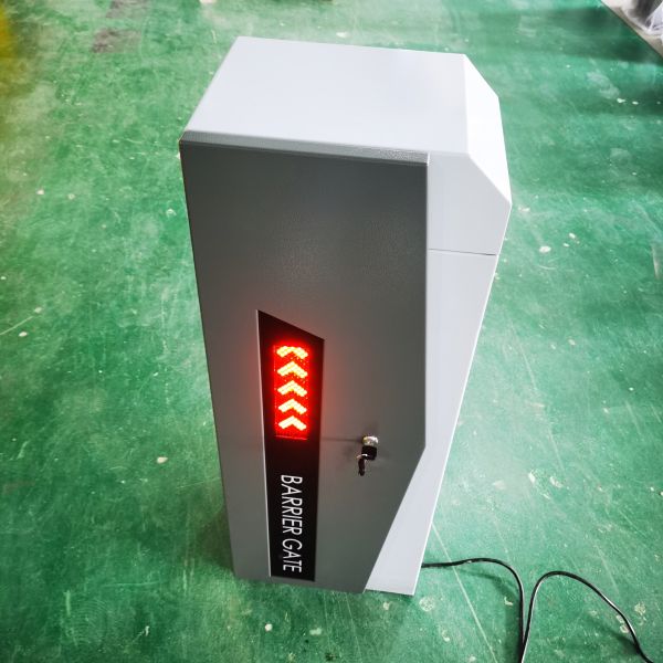 Boom Automatic Intelligent  Car Park Barrier Arm Barrier With Traffic LED Light