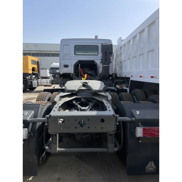 Подержанный Sinotruck Howo тракторный грузовик с двигателем вместимостью 8L и воздушной подвеской водительского сиденья