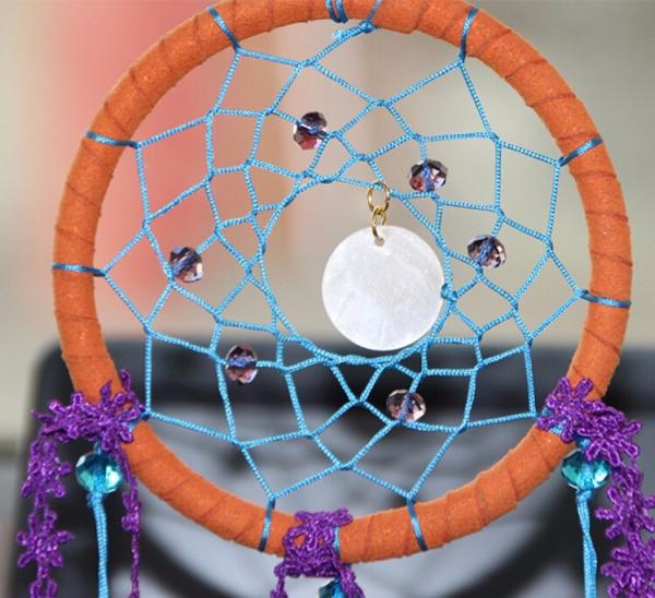 Circular Purple Handmade Dream Catcher Net With Feathers Wall Hanging Decoration Decor Craft Gift Wind Chimes for Home