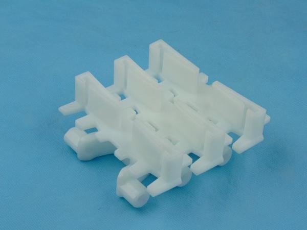 FLEXIBLE CONVEYOR CHAINS PLAIN FLEXIBLE CONVEYOR CHAIN LF83 TABLE TOP WHITE COLOR MATERIALS ACETAL