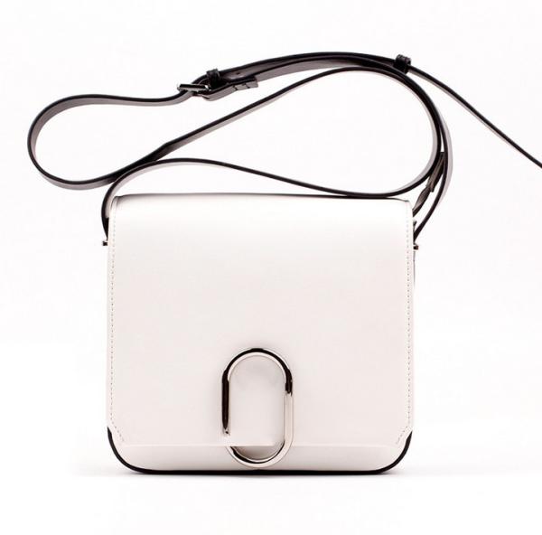 High-end European and American fashion buckle shoulder bag women's singles shoulder bag leather small square package