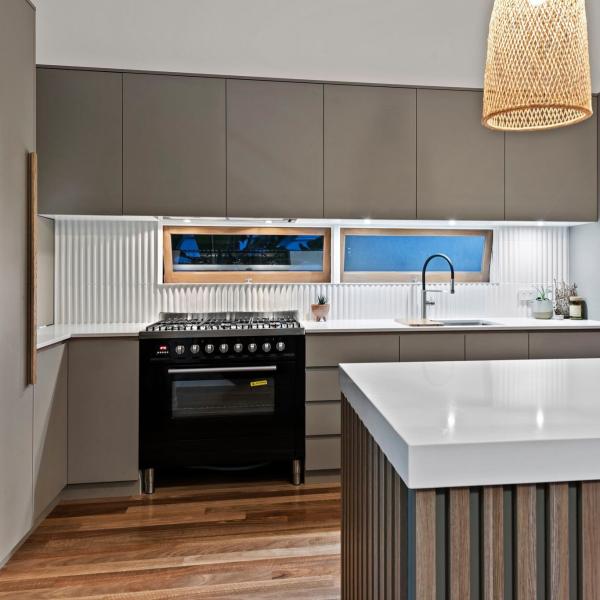 SGS TUV Light Grey Kitchen Cabinet L Shaped Lacquer Kitchen Cupboard