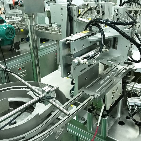 Машина для сборки Euro Cap 220V / 50Hz Автоматическая