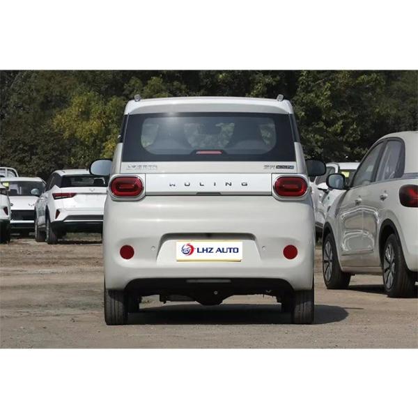 18.8kWh Battery Capacity Wuling Mini 4-Seater Electric Vehicle The Choice in 2024