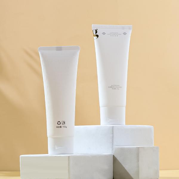 Tubes cosmétiques en plastique biodégradable pour les soins de la peau avec flip-top