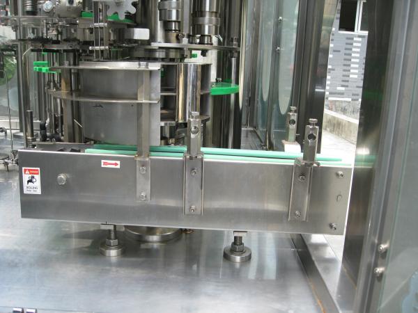 Easy Operating Pure Water Pet Bottle Filling Machine With Concentrated Lubrication System