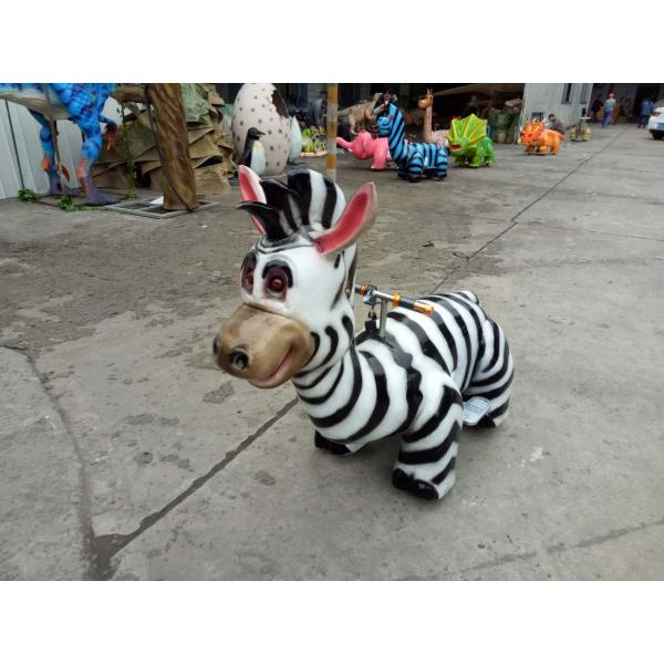 Height 1.5 Meters Giraffe Motorized Animal Scooters For Amusement Park