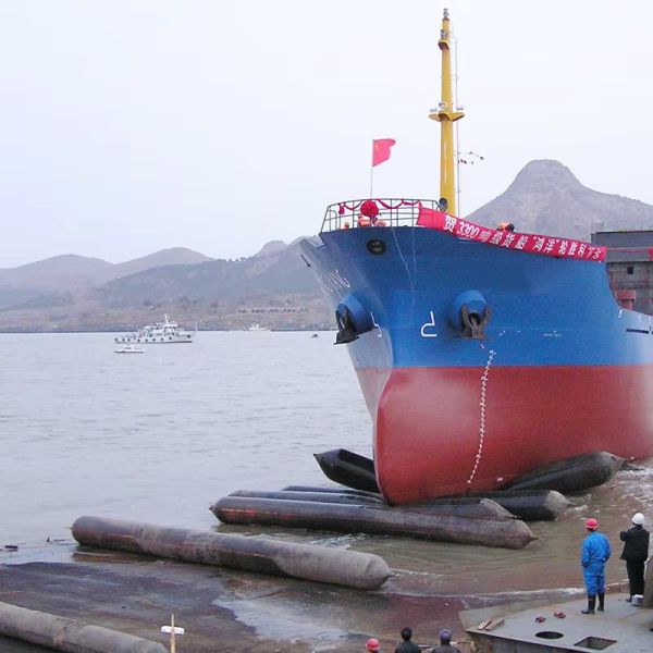 Marine Airbag with Thick Rubber Layer for Wear Resistant and Stable Load Capacity Ship Launching