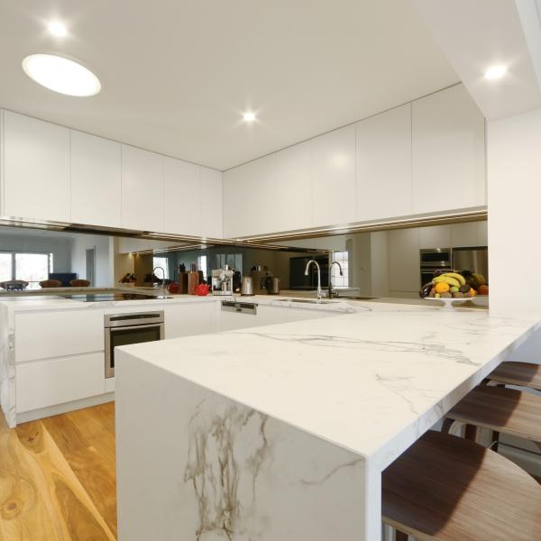 Luxury Plywood Custom PVC White Modular Kitchen Cabinets