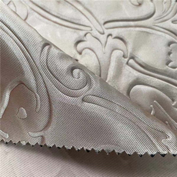 Выбитый Twill 300D*300D 240gsm 150cm ткани куртки зимы 100% полиэстер делает Breathable водостойким