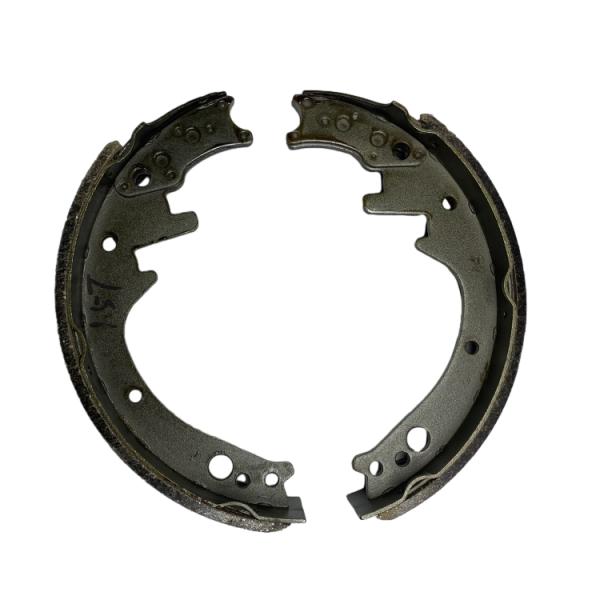 Forklift Wheel Brake Shoes with Long Working Life and Steel & Beryl Material for CPCD1-1.8 CPC1-1.8 CPD1-1.8 FD1-1.8 FG1-1.8 Models