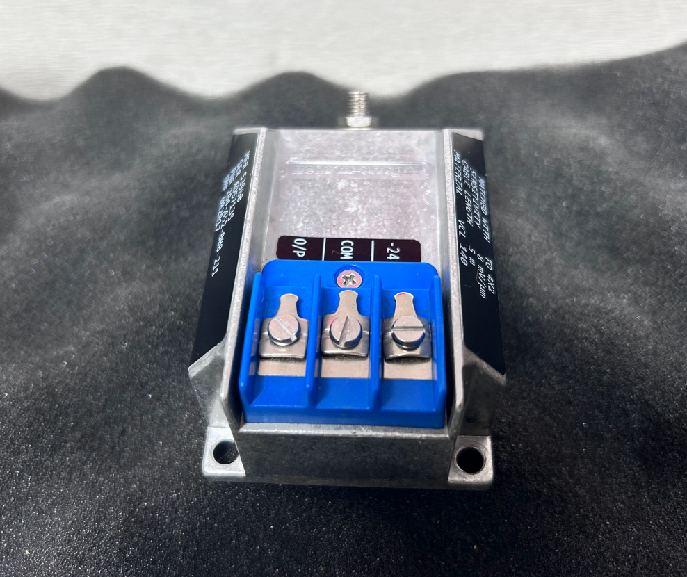 IQS452 204-452-000-021