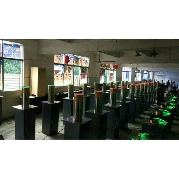 Segurança rodoviária retrátil de aumentação hidráulica de aço inoxidável 220V do tráfego dos postes de amarração SS304