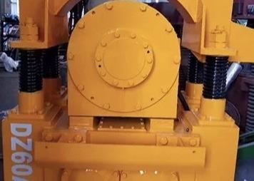 200kN que puxa o motorista de pilha elétrico Machine do corrimão 60kw hidráulico