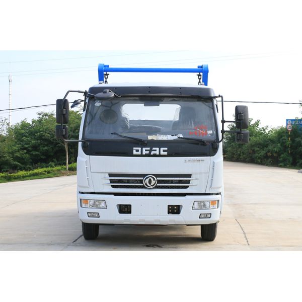Swing Arm Waste Truck With 6-Cubic Meter Garbage Bin