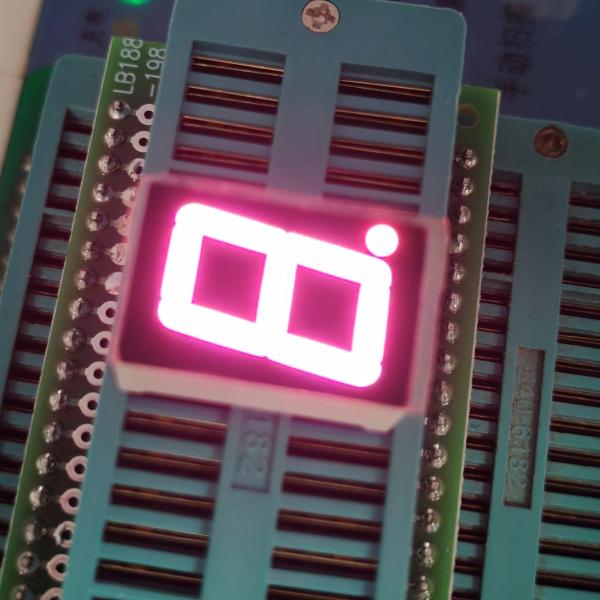 14.2mm (0.56) Single Digit 7 Segment Ultra Bright Pink LED Display Common Anode for Digital Indicator