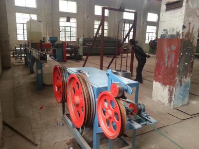 O PVC galvanizado quente do fio do ferro revestiu a máquina para a rede de fio sextavada 4kw