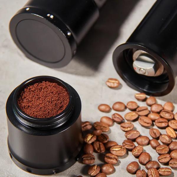 Twill Pattern Stainless Steel Hand / Manual Coffee Grinder Solid Wood Handle