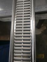 3004 rangées matérielles du plat deux d'en-tête de radiateur d'épaisseur de 1.5mm