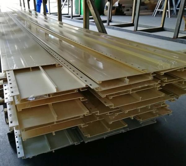 O alumínio da prancha/Decking/revestimento expulsou perfis com cor de madeira