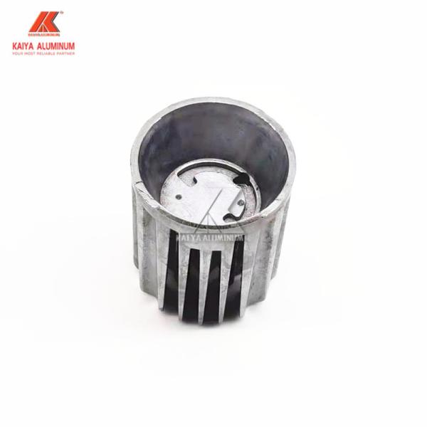 Le moulage mécanique sous pression d'aluminium de moulage par injection partie le logement T8 léger mené en aluminium