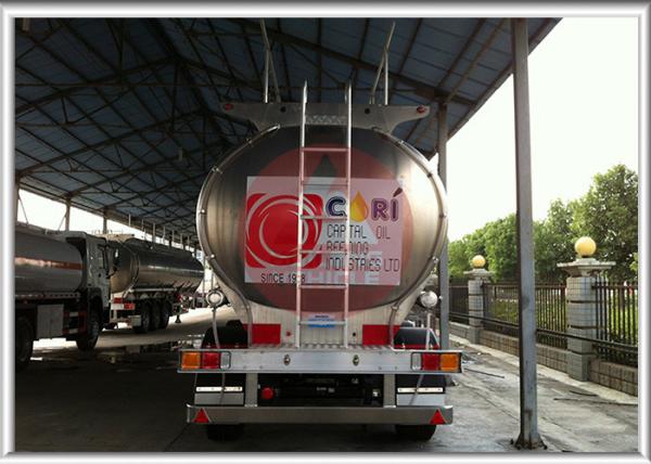 Oil Transport 5000 Gallon Fuel Tank Trailer , 3 Axles Fuel Transfer Tank Trailer 13T Axle Bearing
