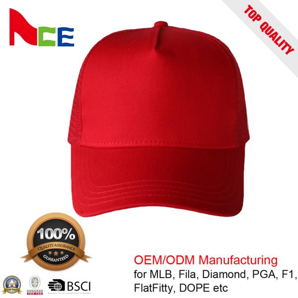 Beau chapeau vide rouge de camionneur de maille, 5 chapeaux du panneau des hommes de la meilleure qualité de conception