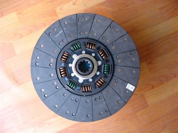 Safety CIVL Sinotruk Original Spare Parts Truck Clutch with ISO CCC Approval with complete model to proper the truck