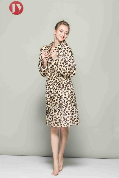 Leopard Print Soft Bathrobe Women Microfiber Fleece Bathrobe Long Plush Printed Dyeing