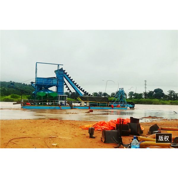 8/3 Inch Pump Diesel Gold Bucket Dredger 15 m Dredging Depth