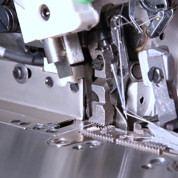 3500r/min Speed Multi-Needle Splicing Sewing Machine for Textile Production Line