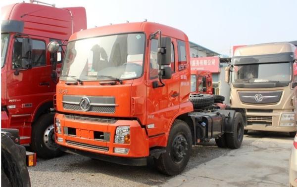 Red 4X2 Tractor Head Truck Horsepower DFL4180A5 With EURO V Emission Standard