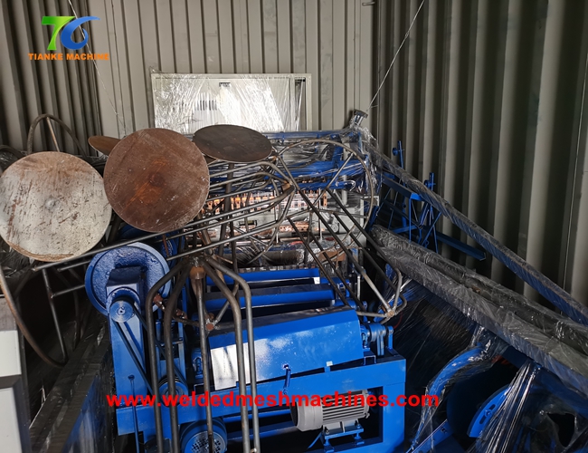 панель загородки сварочного аппарата 2500mm сетки 8mm усиливая делая машину