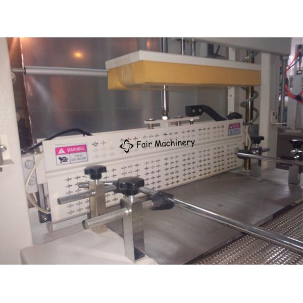 Máquina de envolvimento do psiquiatra da garrafa de água do GV 2.1KW, máquina da luva do psiquiatra da garrafa 6time/min