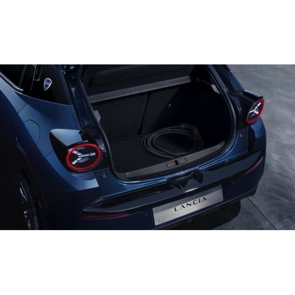 Limited First Electric Car Of Lancia Ypsilon With Front Mounted Motor For 154 Horsepower And 260 N.m