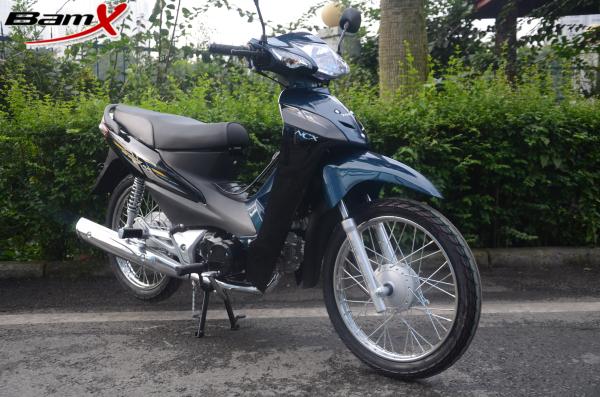 110cc CUB Motorcycle Max Power 4.7/8000kw/r/min Fuel Tank 4.4L Disc Brake Red/Black Color