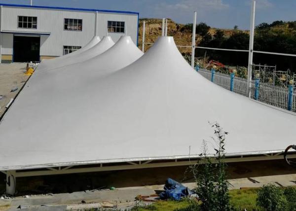 A estrutura da membrana do PVC da resistência de rasgo para o telhado de construção cortou o custo