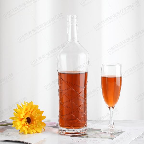 Fecho de tampa de parafuso pescoço comprido estilo fino magro bordeaux garrafa de água mineral de vidro 50 CL 500ml para vinho gelado