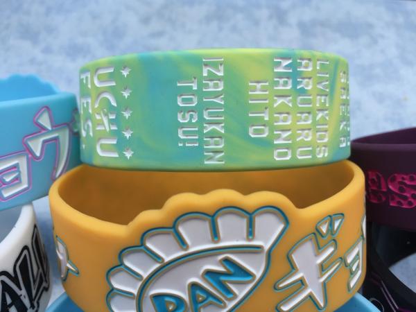 2016 Promotion Gift Debossed Silicone Bracelet / Silicone Wristband Eco-friendly