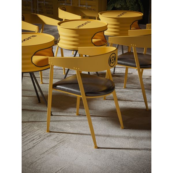 Outdoor Oil Drum Furniture Metal Restaurant Cafe Tables And Chairs Industrial