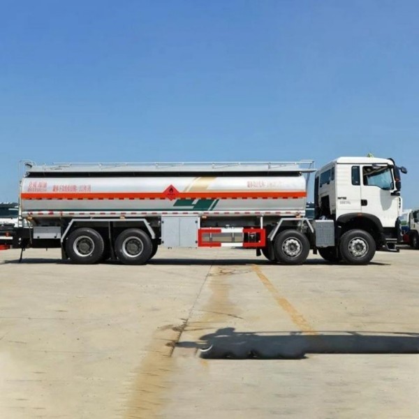 OEM 22000L Wholesale Oil  Used Howo Fuel Tanker Semi Lorry Trailer Truck