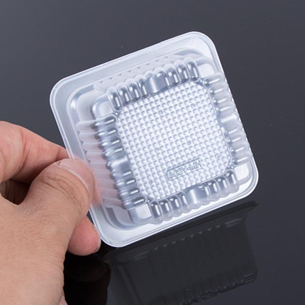 Square Disposable 7.5*7.5*3.2cm Plastic Pastry Packaging