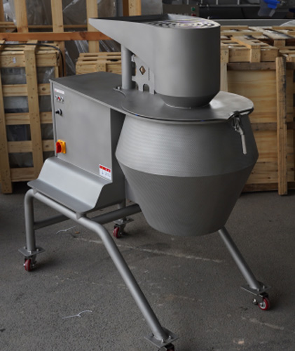High-Capacity Centrifugal Mushroom Shredder 3000kg/H With A Full Range Of Interchangeable Cutting Heads